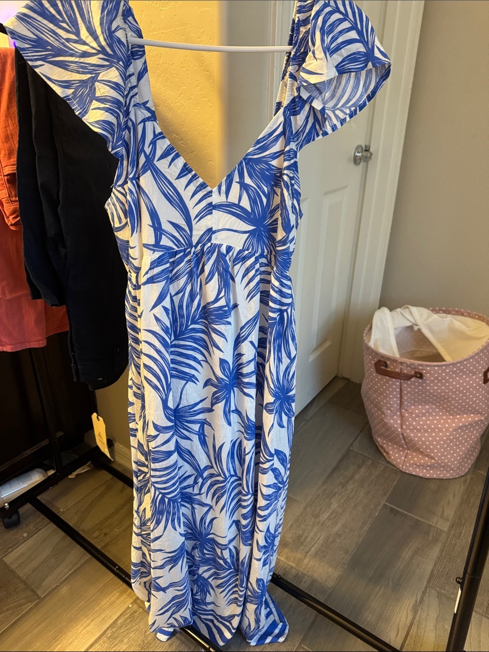 Blue and White Tropical Print V-Neck Maxi Dress